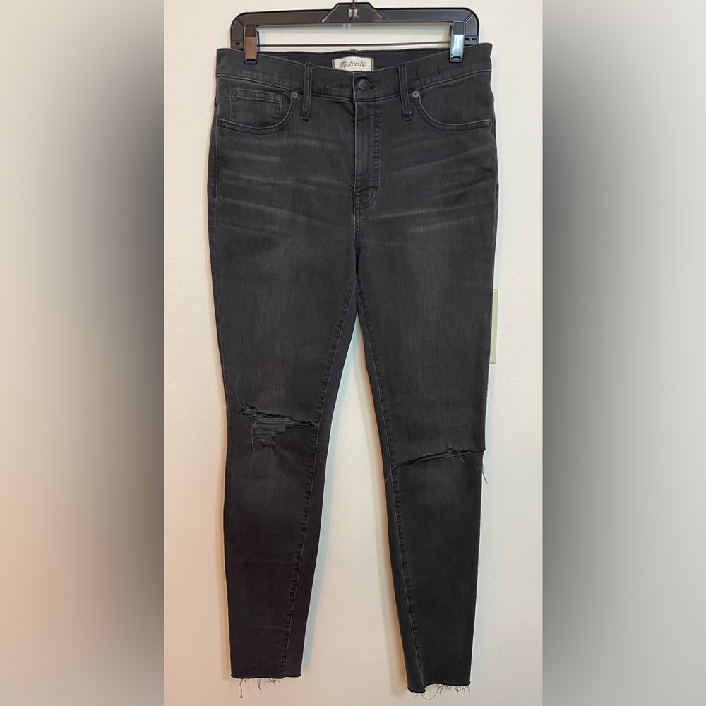 Madewell Women’s 9’’ High Rise Skinny Stretch Distressed Jean Denim Size 30T.